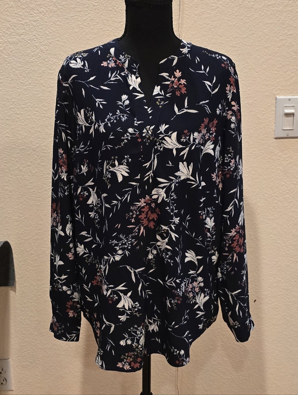 Hilary Radley Navy Floral Split-Neck Long-Sleeve Blouse